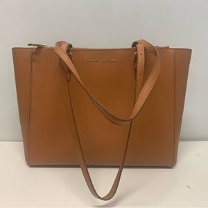MARC JACOBS Commuter Leather Tote Bag, in Smoked Almond One Size